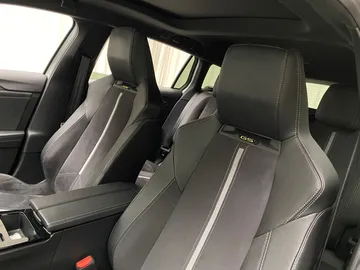 Car image 49