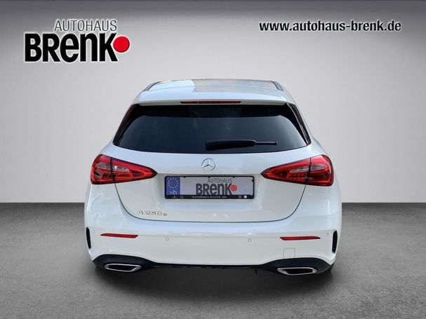 Mercedes-Benz A 250 e 160 kW image number 2