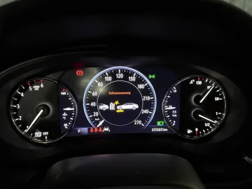 Car image 42