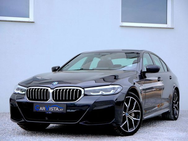 BMW 545 e xDrive 290 kW image number 4