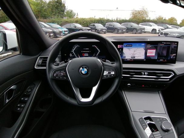 BMW 320i Touring 135 kW image number 9