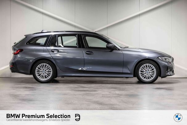 BMW 318i Touring 115 kW image number 2