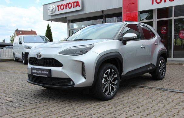 Toyota Yaris Cross Team 96 kW image number 1