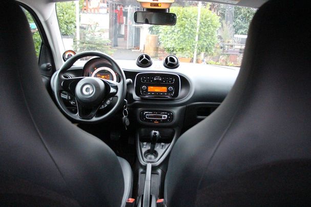 Smart ForTwo coupe EQ 60 kW image number 11