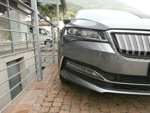 Skoda Superb 1.4 TSI 160 kW image number 4