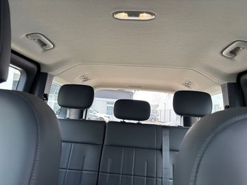 Car image 24