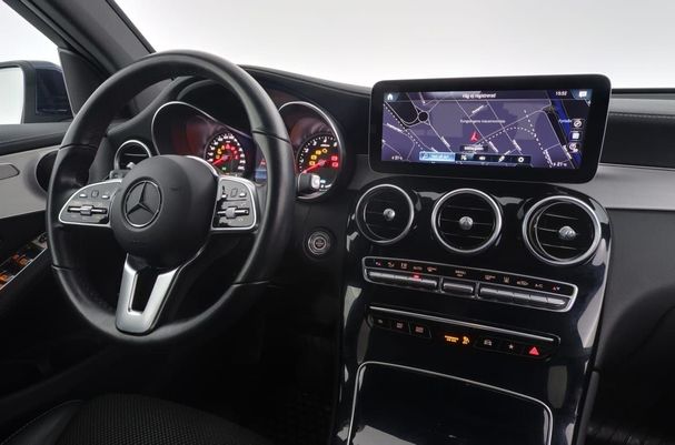 Mercedes-Benz GLC 300 e 4Matic 9G-Tronic 238 kW image number 9