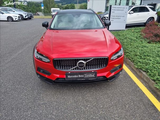 Volvo V90 Cross Country AWD 184 kW image number 3