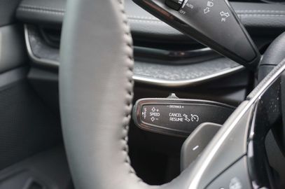 Car image 41