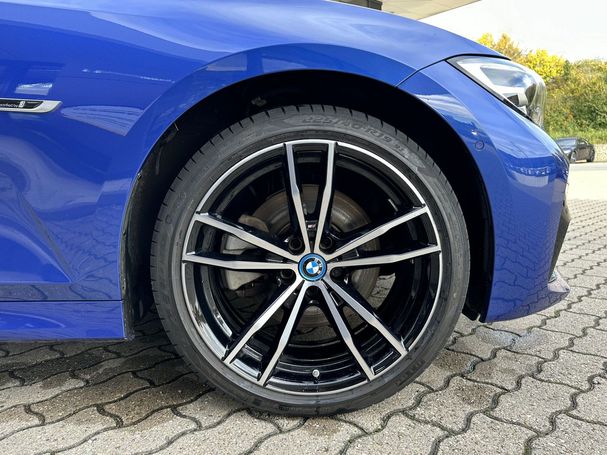 BMW 320 e M Sport 150 kW image number 9