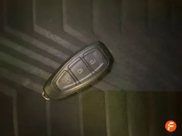Car image 39