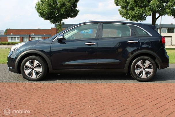 Kia Niro Hybrid 1.6 GDI 104 kW image number 3