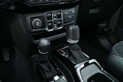 Car image 41