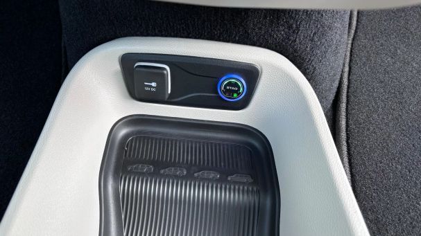 Chrysler Pacifica 214 kW image number 29