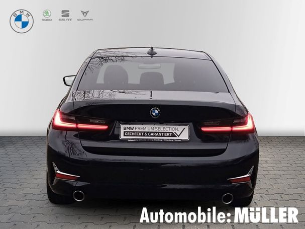 BMW 320i 135 kW image number 4