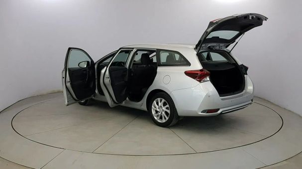 Toyota Auris 97 kW image number 11