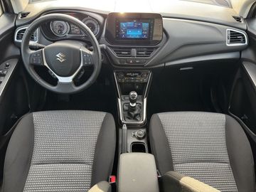 Car image 7