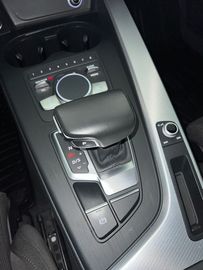 Car image 45