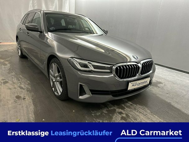 BMW 530i Touring xDrive Luxury Line 185 kW image number 2