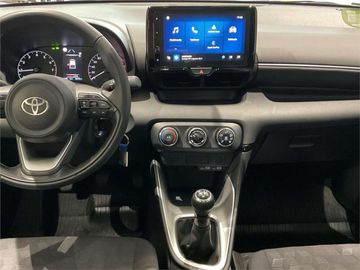 Car image 8