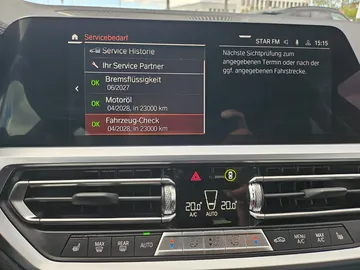 Car image 36