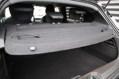 Car image 36