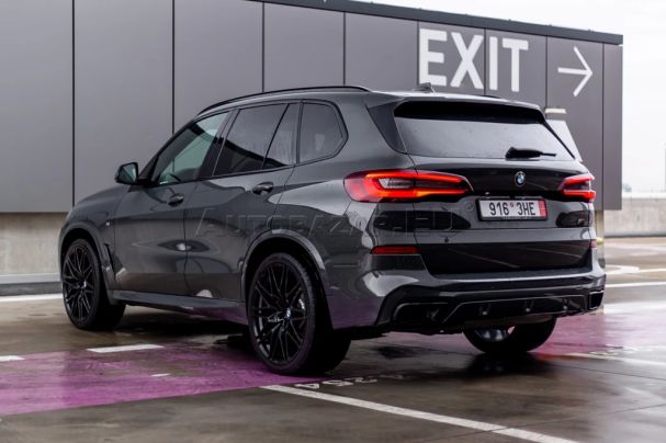 BMW X5 xDrive30d 210 kW image number 9