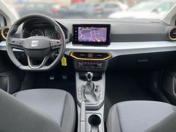 Car image 11