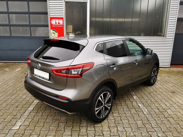 Nissan Qashqai 1.6 dCi N-Connecta 96 kW image number 3