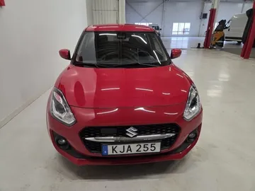 Car image 3