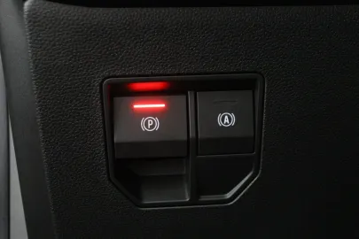 Car image 49