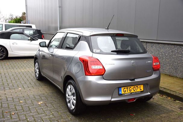 Suzuki Swift 1.2 Hybrid Comfort 61 kW image number 6