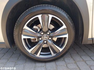 Car image 29