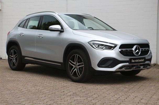 Mercedes-Benz GLA 180 100 kW image number 2