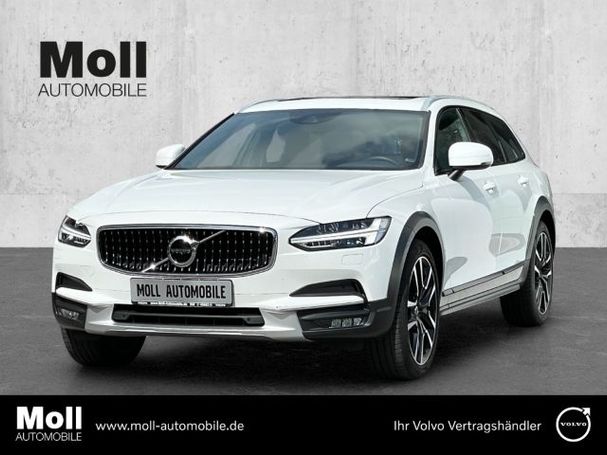 Volvo V90 Cross Country D4 AWD Pro 140 kW image number 1