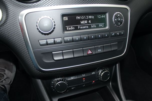 Mercedes-Benz A 180 BlueEFFICIENCY 90 kW image number 7