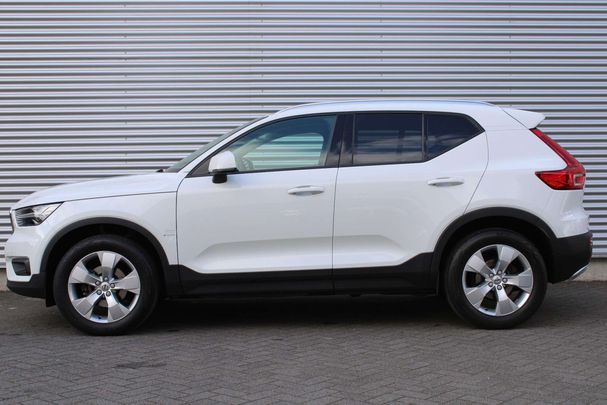 Volvo XC40 T3 Momentum T8 120 kW image number 8