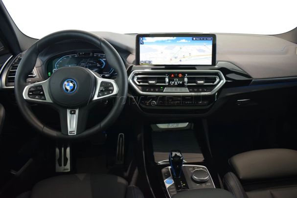 BMW iX3 210 kW image number 7