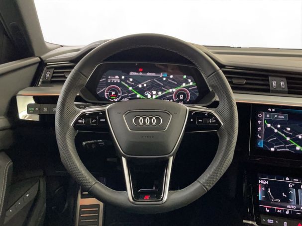 Audi SQ8 e-tron 370 kW image number 17