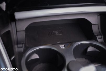 Car image 39