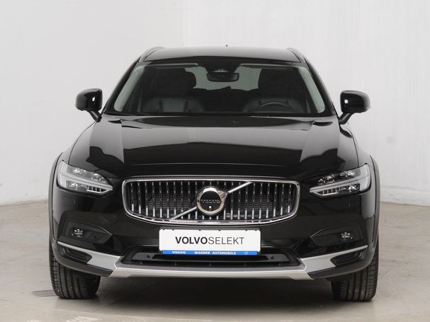 Volvo V90 Cross Country AWD B5 184 kW image number 4