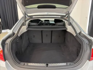 Car image 37