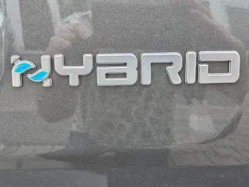 Car image 34