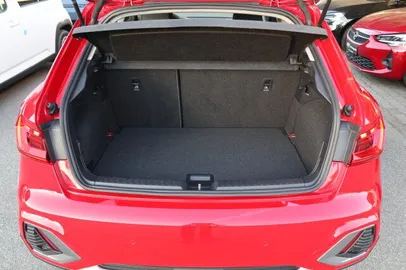Car image 24