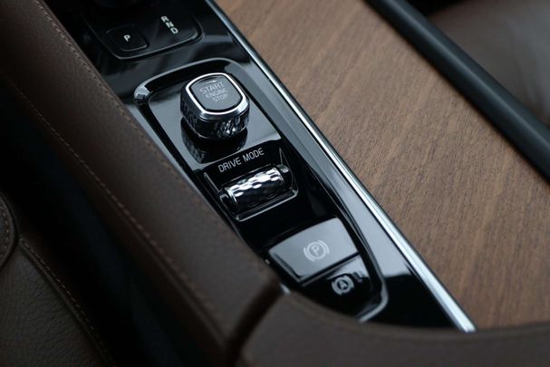 Volvo XC90 Recharge T8 AWD 288 kW image number 37