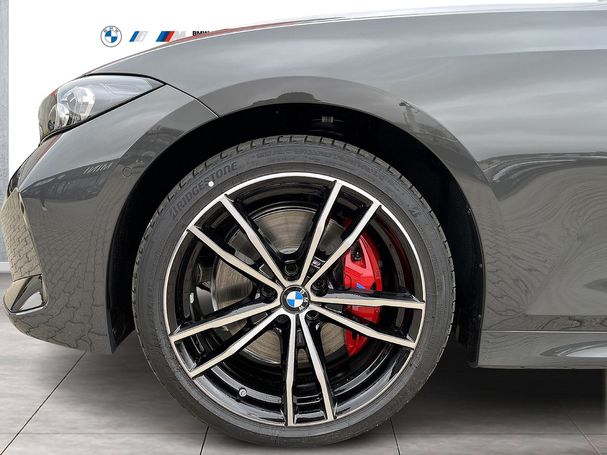 BMW 340d xDrive Touring 250 kW image number 4