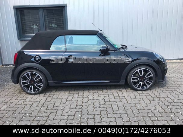 Mini Cooper S Cabrio JCW Trim 131 kW image number 4