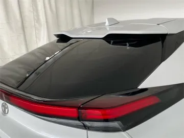 Car image 28