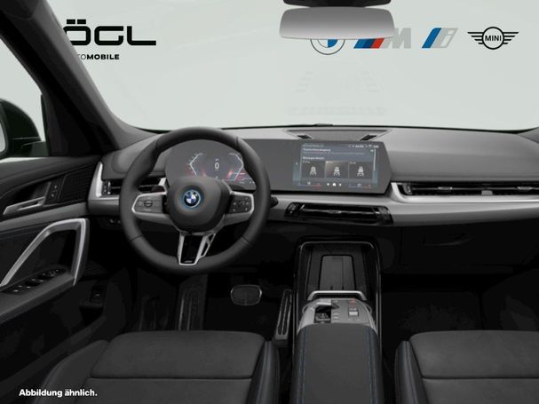 BMW iX1 eDrive20 M Sport 150 kW image number 5