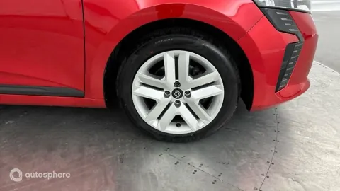 Car image 20